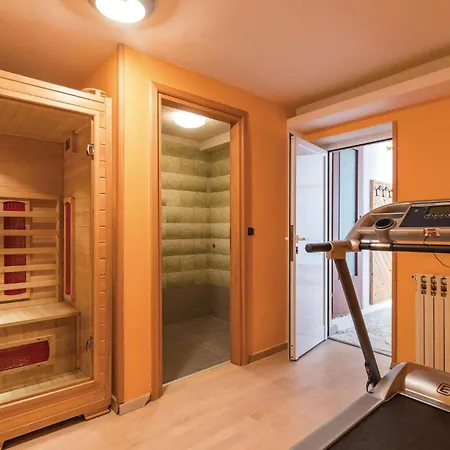 Vakantiehuis Beautiful In With Sauna