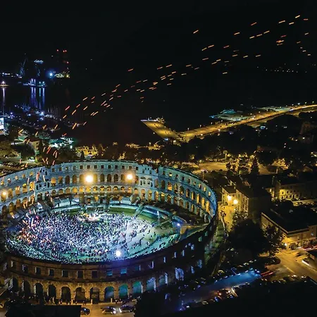 Beautiful Home In Pula With Sauna Pula