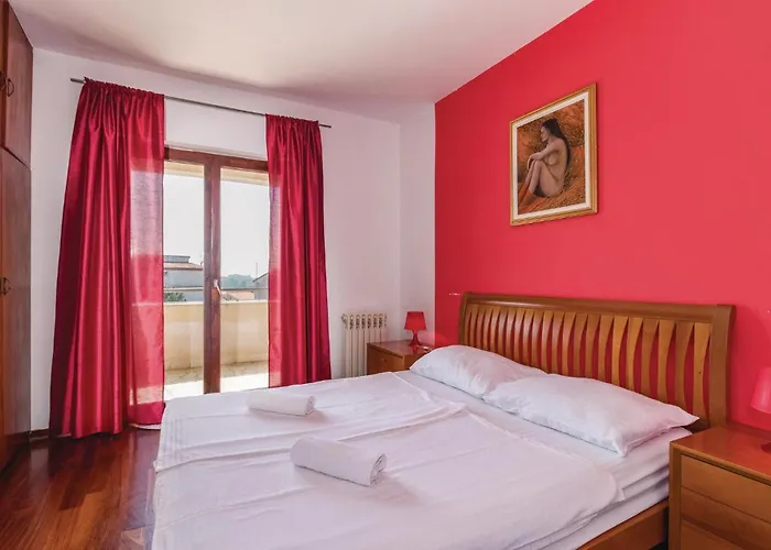 Дом отдыха Beautiful In With Sauna