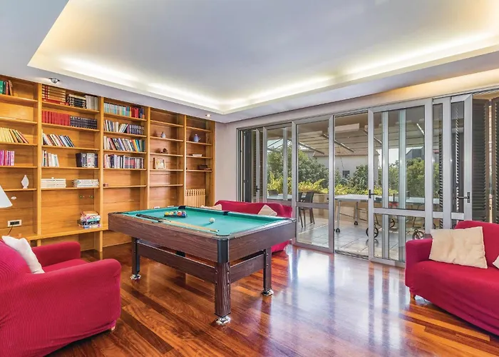 Beautiful In With Sauna