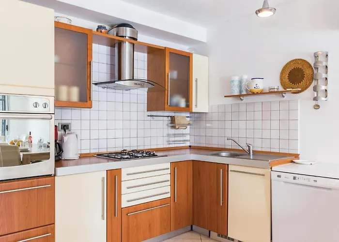 Дом отдыха Beautiful In With Sauna