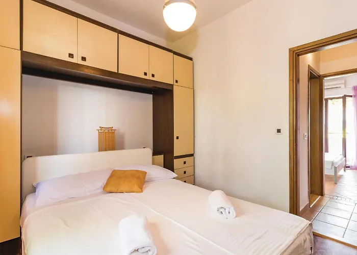 Beautiful Home In Pula With Sauna