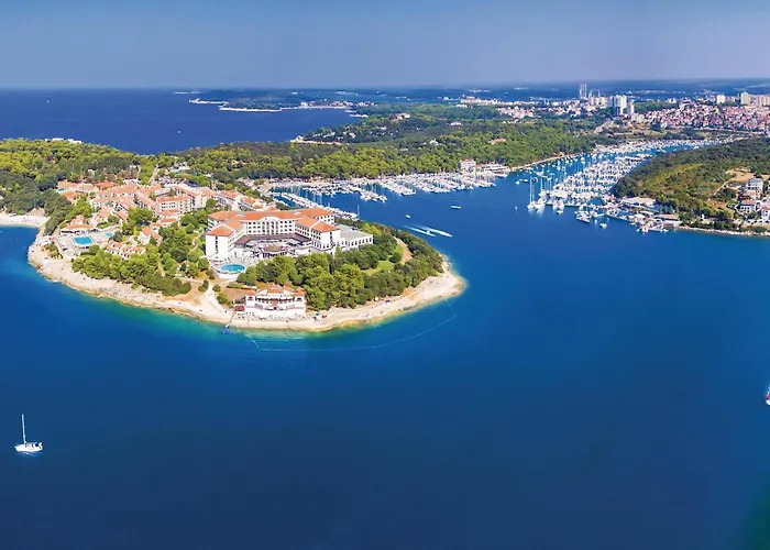 Beautiful Home In Pula With Sauna *